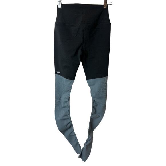 Alo Black Grey Athletic Ribbed Leggings Women's Size S NWOT - Picture 2 of 6